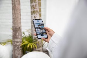 Vacations and Technological Adaptation: Apps That Transform Travel