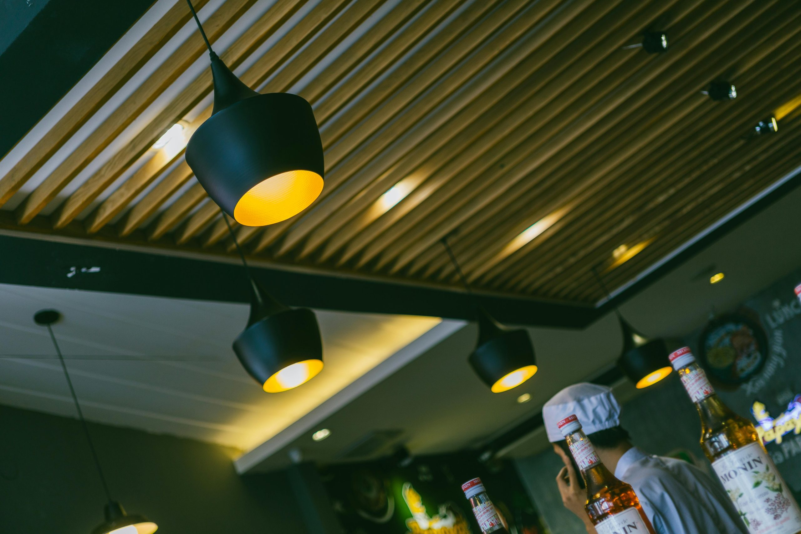 The Psychology of Restaurant Design: How Ambiance Influences Dining Experiences