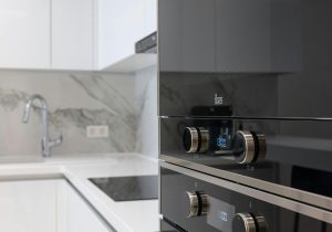 The Psychology of Minimalism in Home Design: Less is More